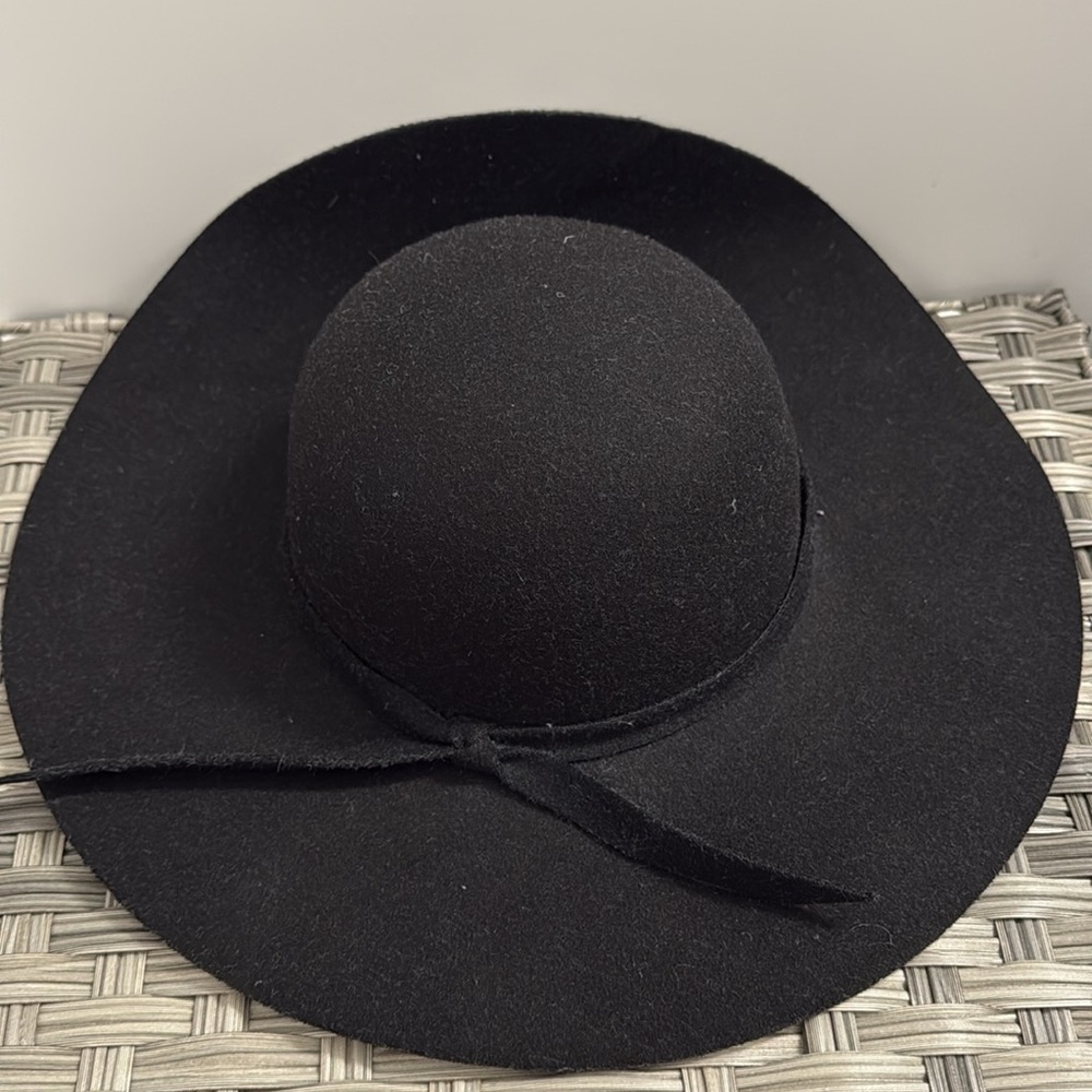 Rue21 Black Wide-Brim Hat - Picture 3 of 4